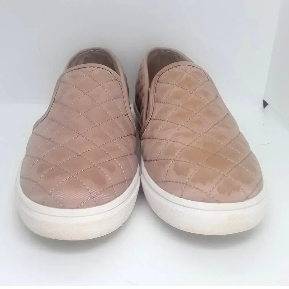 Steve Madden Blush Pink Quilted Women's Pre-owned Designer Sneakers - sz. 9M